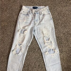 Aeropostale Light Wash Distressed Straight Leg Jeans